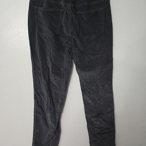 Liz Claiborne City Steel Grey Classic Fit Skinny Corduroy Pants Womens 10S Short - Picture 4 of 9